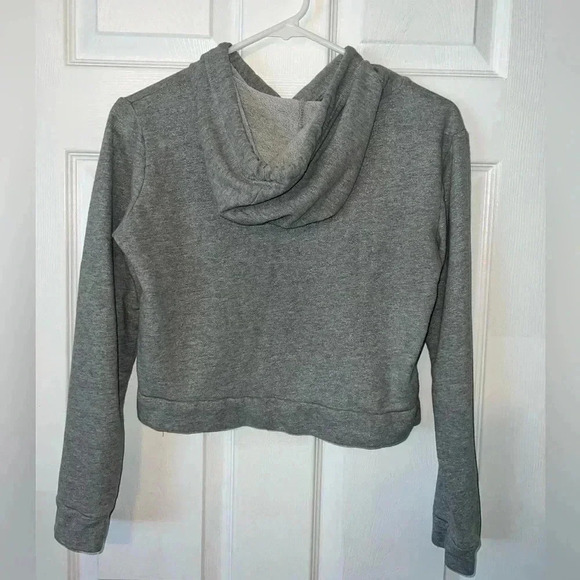 Forever 21 Slightly Cropped Hoodie. Size small - Picture 3 of 4
